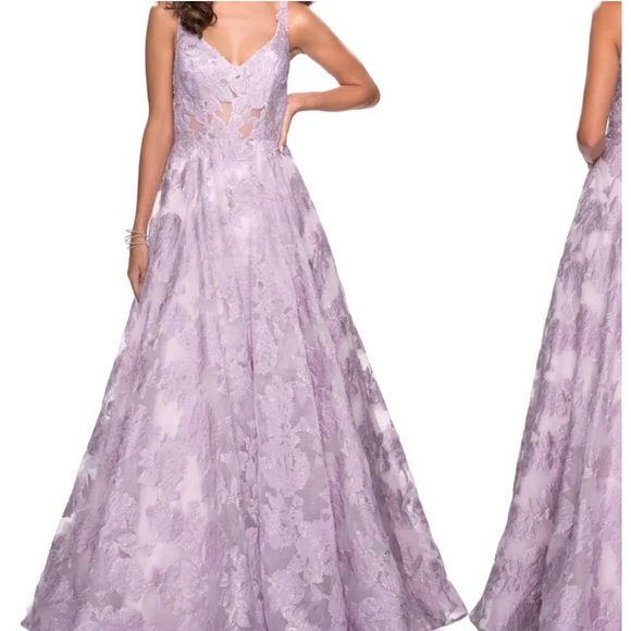 Sz 8 La femme gown style 27505 . Worn once for photo shoot - Picture 1 of 4